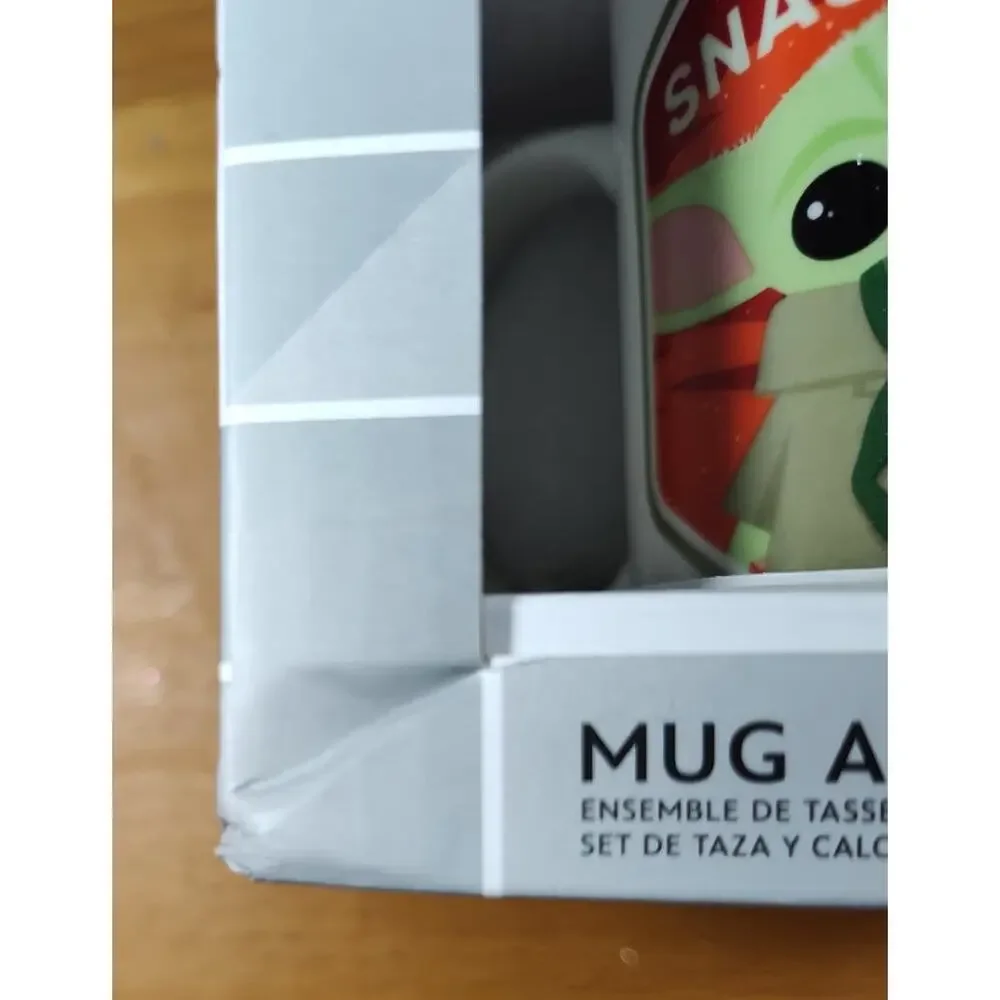 Star Wars The Mandalorian, Baby Yoda Grogu, The Child Mug & Socks Set Snack Time